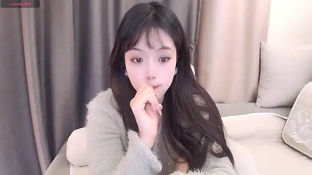 -M00nlIght-l0li- live sex cam