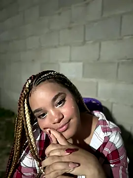 Lucy_wilson5 live sex cam