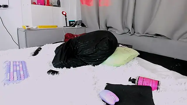 yoi_mika live sex cam