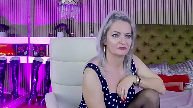 LadyTouch live sex cam