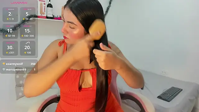 Mia_girl123 live sex cam