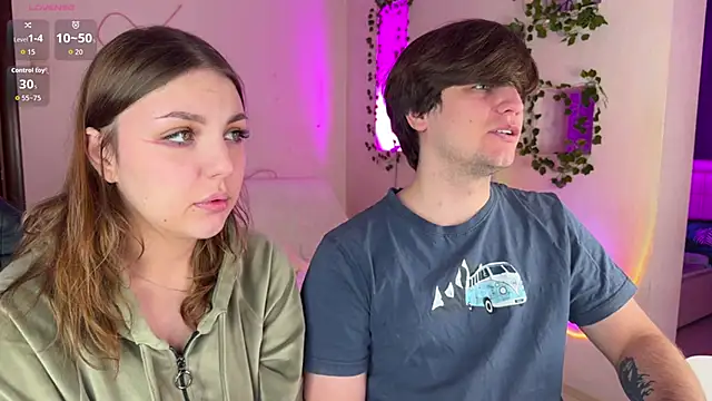 RobertAndLinela live sex cam