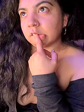 kimmiakiss22 live sex cam