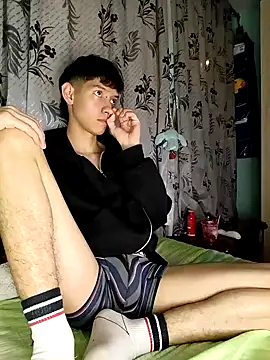 heyy_noah11 live sex cam