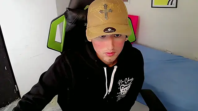 Fernan_flow live sex cam