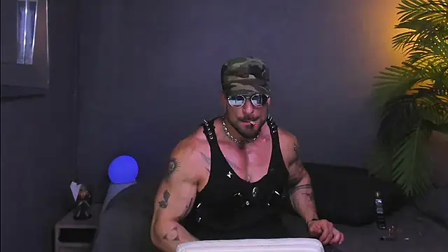 dennis_cox1 live sex cam