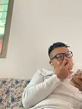 lixiaoshuai8 live sex cam