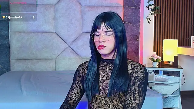 Slenna_Moon live sex cam