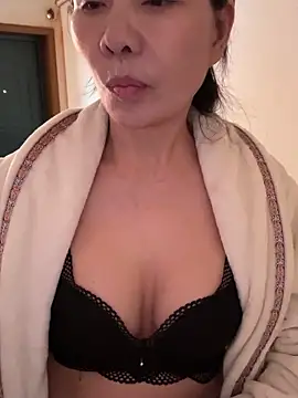 xiiuuff18 live sex cam