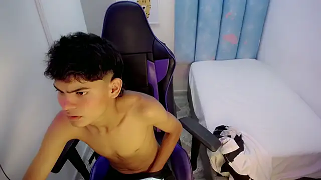 Lil_babyyy_ live sex cam