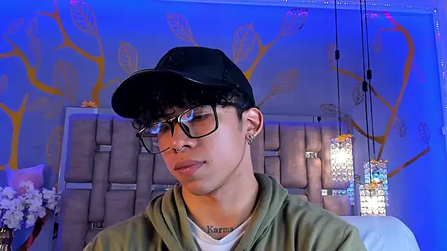 AkazaBoy_ live sex cam