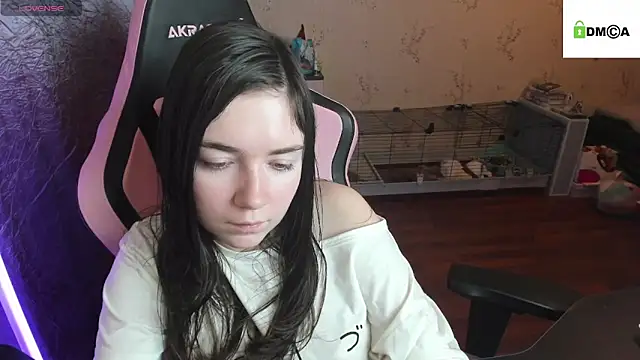 Crazy_forest_fairy's cam snapshot