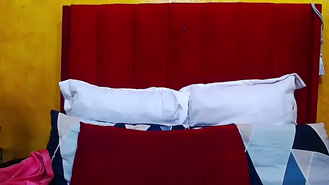 Candycrush2555 live sex cam