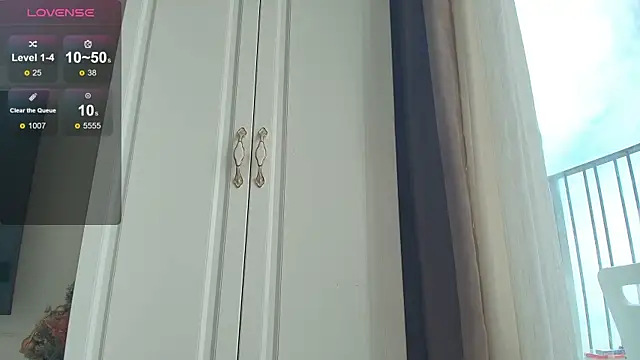 minamoons live sex cam