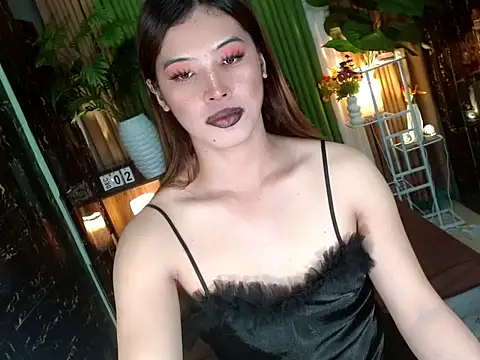 Queen_kendalx19 live sex cam