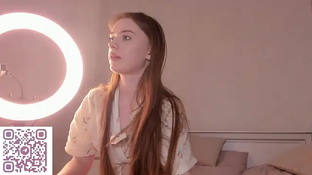 AmyForYouu's cam snapshot