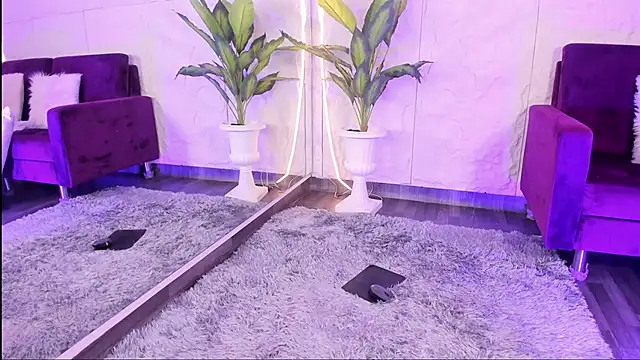 MelanieHillss's cam snapshot