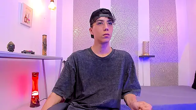 Nikolay_Gregori's cam snapshot