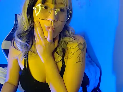 venus_222's cam snapshot