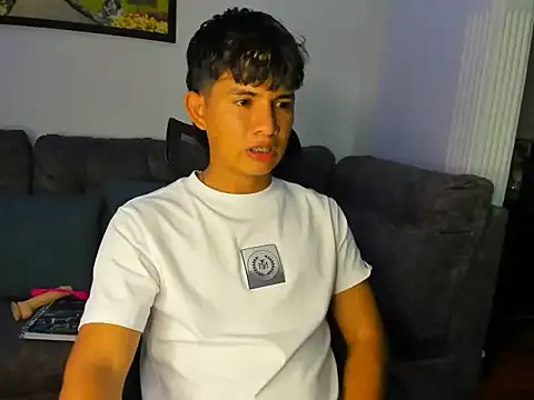 Mikke18's cam snapshot