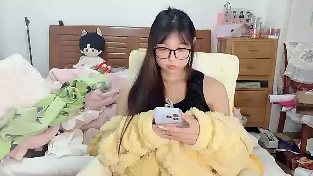 Akong11 live sex cam