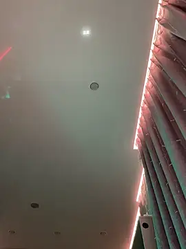 Alina_Vibe_Me live sex cam