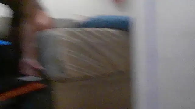 Aisha_1999 live sex cam