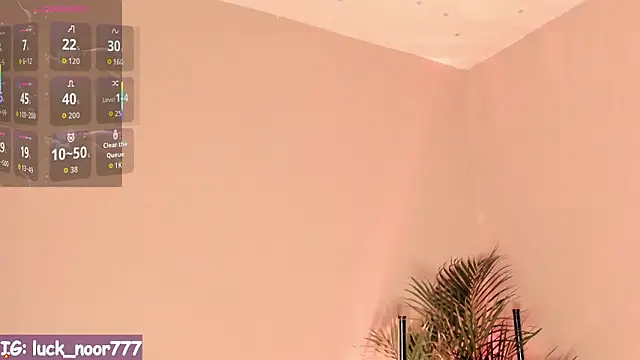 luck_noor7 live sex cam