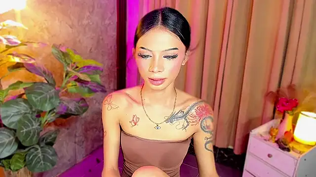 asianprettypetite live sex cam