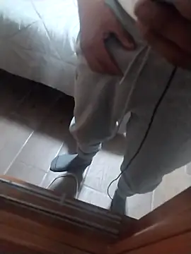 Yordivil1's cam snapshot