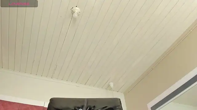 Shara_Goddes05 live sex cam