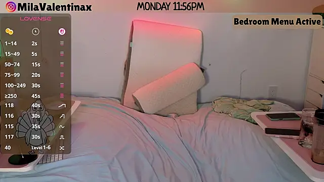 MilaValentina live sex cam
