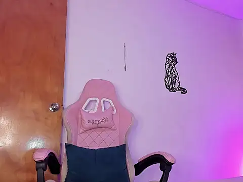 emily_lady20 live sex cam