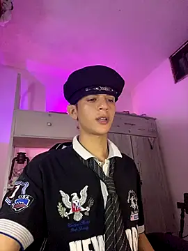 tylernova live sex cam