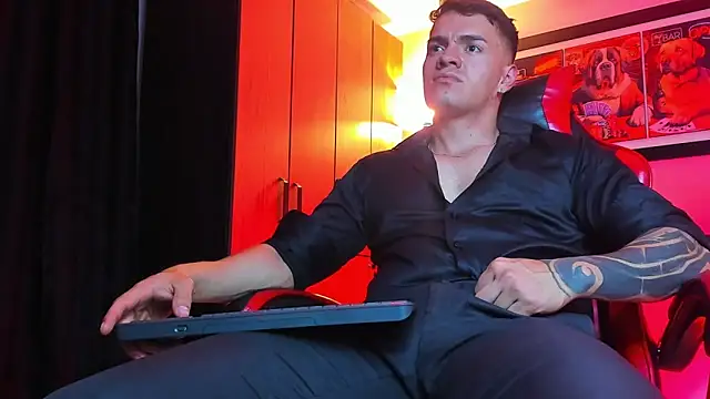 ALPHA_DOMINUS_ live sex cam