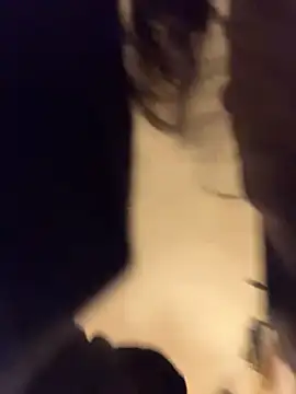 BobbyQ29 live sex cam