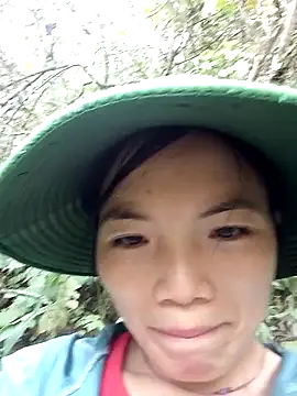 ngan-cute live sex cam