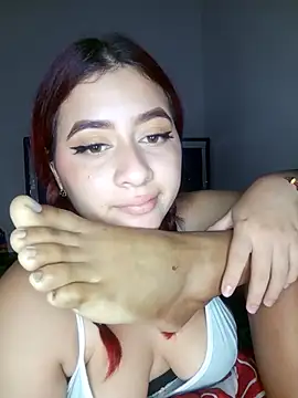 Chloe_Sky_love live sex cam