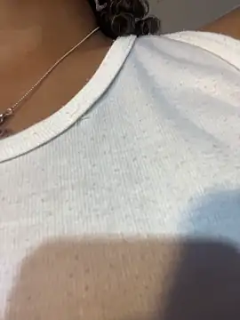 Maxim-Walker live sex cam