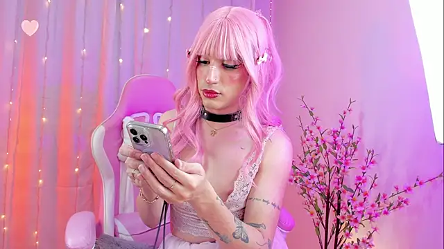 Pinkyrosse live sex cam