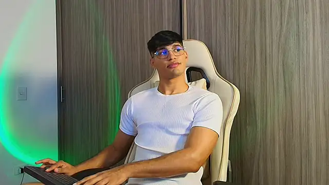 Jimmy_Leeh_ live sex cam