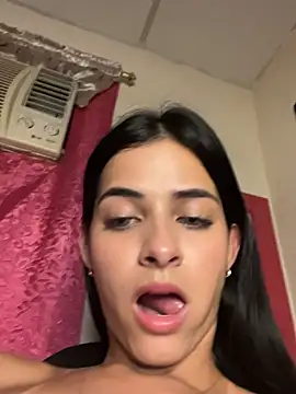 violetta-brown1 live sex cam