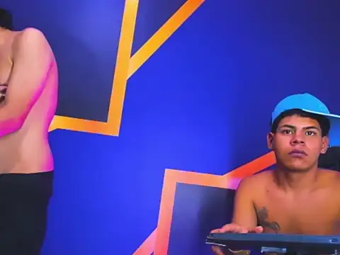 Tommy_bigcock19 live sex cam