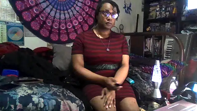 GardeniaFields live sex cam