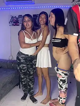 royalgirls_x live sex cam