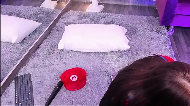 MelanieHillss's cam snapshot