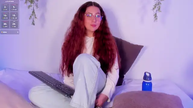 Nicolle_Evanss_'s cam snapshot