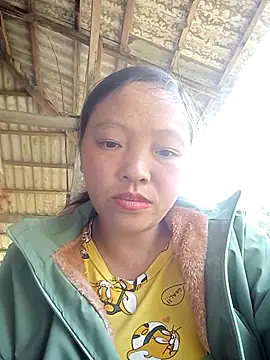 Minkine022 live sex cam