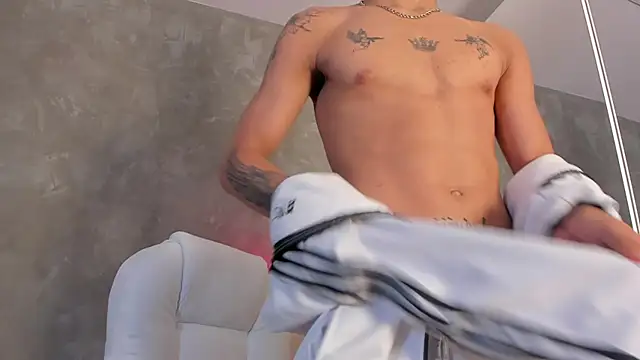 Renzo_Dogan live sex cam