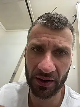 sexyhotstud12's cam snapshot